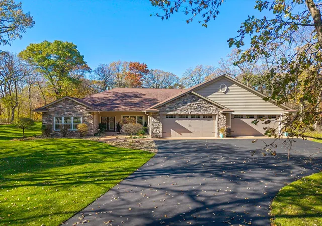 Photo 1 of Single family home for sale at 19038 Zebulon St Nw, Elk River, MN 55330 | MLS# 7142750 | Listing updated on 2026-10-23