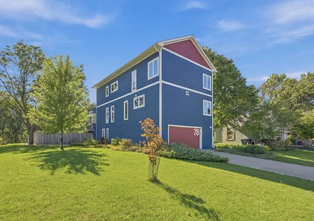 Single family home for sale at 78 Bridgewater Dr, Saint Paul, MN 55127 | MLS# 7142760