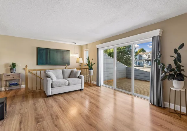 Photo 1 of Single family home for sale at 14371 Estates Ave, Saint Paul, MN 55124 | MLS# 7142764 | Listing updated on 2026-09-30