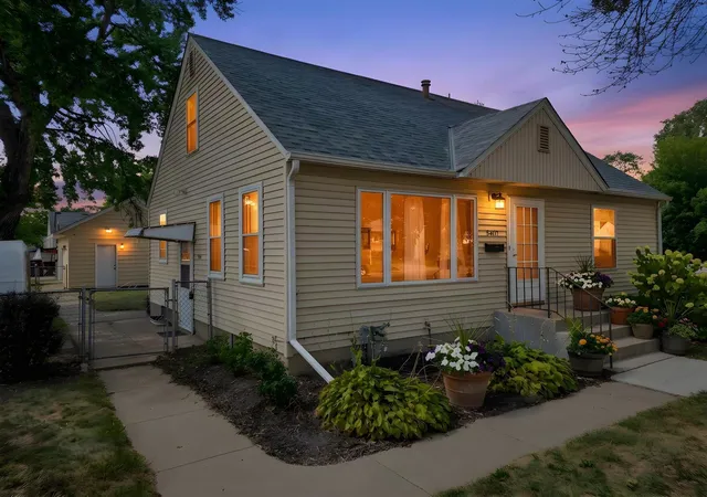 Photo 2 of Single family home for sale at 5401 Dupont Ave N, Minneapolis, MN 55430 | MLS# 7142765 | Listing updated on 2026-09-15