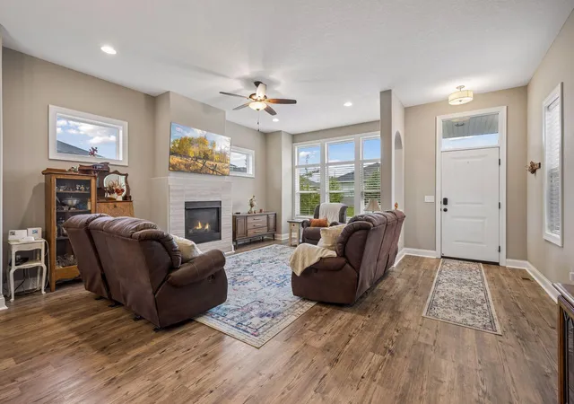 Photo 3 of Sale Pending at 1183 Willowbrook Cir, Delano, MN 55328 | MLS# 7142796 | Listing updated on 2026-10-05
