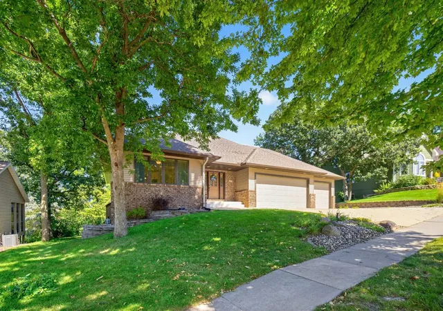 Photo 1 of Single family home for sale at 1419 Glendale Hills Dr Ne, Rochester, MN 55906 | MLS# 7142834 | Listing updated on 2026-09-14