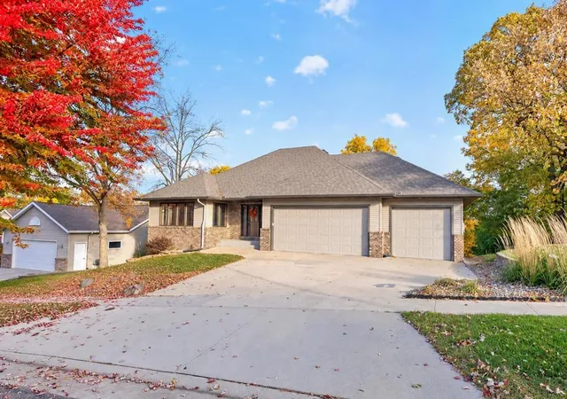 Photo 1 of Single family home for sale at 1419 Glendale Hills Dr NE, Rochester, MN 55906 | MLS# 7142834 | Listing updated on 2026-10-26