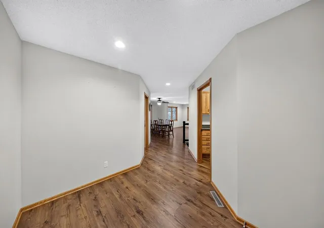 Photo 3 of Single family home for sale at 1419 Glendale Hills Dr NE, Rochester, MN 55906 | MLS# 7142834 | Listing updated on 2026-10-26