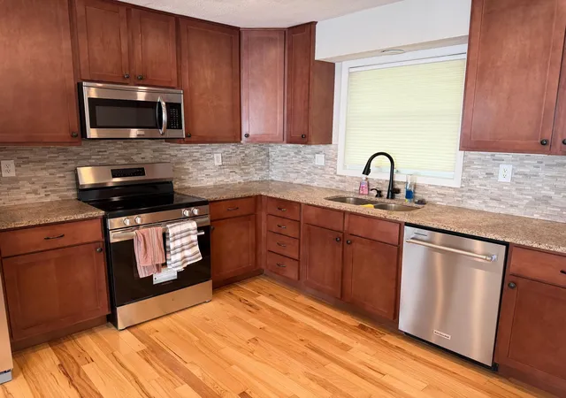 Photo 4 of Single family home for sale at 4615 Parkridge Dr, Saint Paul, MN 55123 | MLS# 7142857 | Listing updated on 2026-09-12
