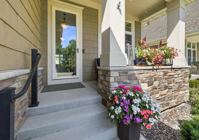 Photo 4 of Single family home for sale at 8752 Lake Riley Dr, Chanhassen, MN 55317 | MLS# 7142875 | Listing updated on 2026-10-04