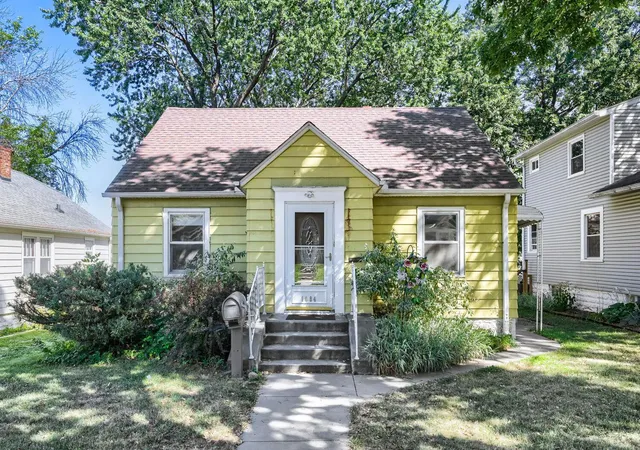 Single family home for sale at 1084 Gorman Ave, Saint Paul, MN 55118 | MLS# 7142879