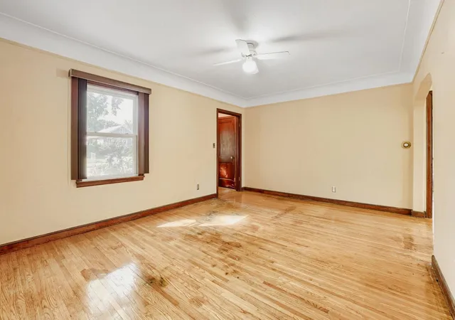 Photo 3 of Single family home for sale at 1084 Gorman Ave, Saint Paul, MN 55118 | MLS# 7142879 | Listing updated on 2026-09-12