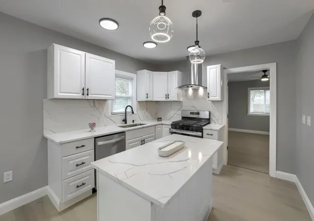 Photo 3 of Single family home for sale at 1979 Stillwater Ave E, Saint Paul, MN 55119 | MLS# 7142884 | Listing updated on 2026-09-12