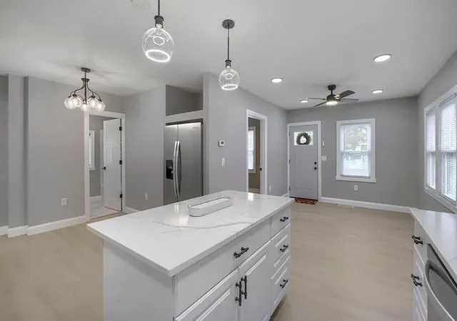 Photo 4 of Single family home for sale at 1979 Stillwater Ave E, Saint Paul, MN 55119 | MLS# 7142884 | Listing updated on 2026-09-12