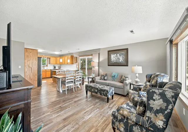Photo 4 of Single family home for sale at 1706 12th Street N, Wahpeton, ND 58075 | MLS# 7142887 | Listing updated on 2026-09-15