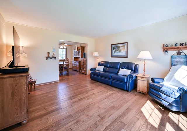 Photo 3 of Sale Pending at 12892 Essex Way, Saint Paul, MN 55124 | MLS# 7142893 | Listing updated on 2026-09-23