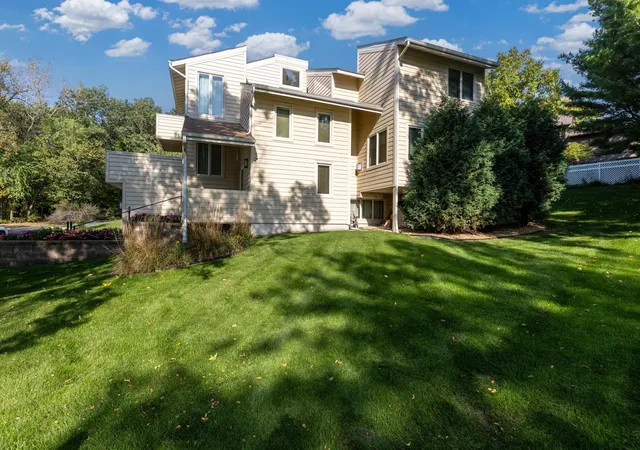 Photo 3 of Single family home for sale at 9409 Yukon Ave S, Minneapolis, MN 55438 | MLS# 7142917 | Listing updated on 2026-10-02