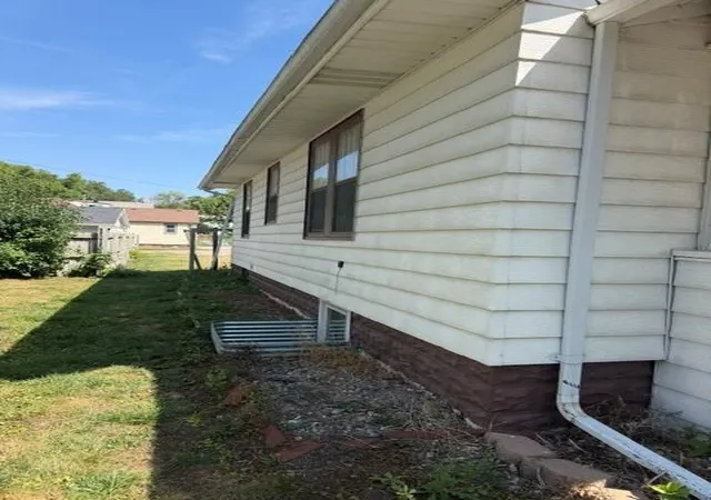 Photo 2 of Single family home for sale at 1019 9th Avenue N, Fargo, ND 58102 | MLS# 7142922 | Listing updated on 2026-09-12