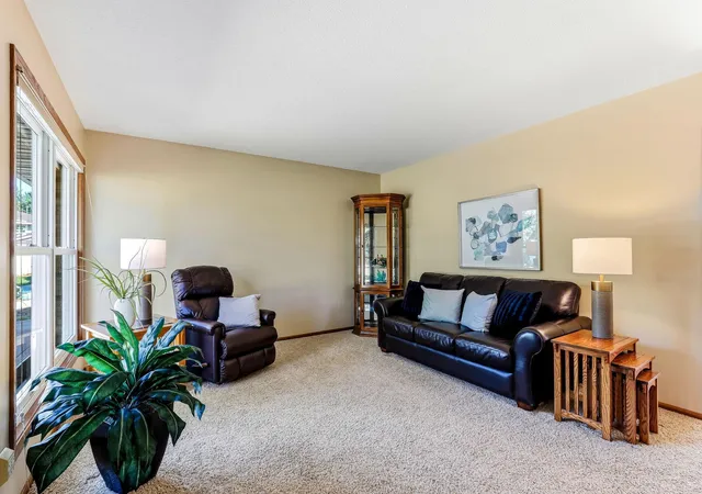 Photo 4 of Single family home for sale at 8419 Ivywood Ave S, Cottage Grove, MN 55016 | MLS# 7142926 | Listing updated on 2026-09-15