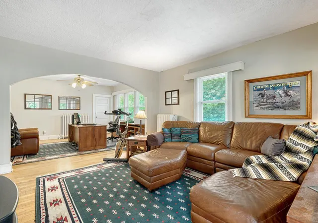 Photo 3 of House for sale at 779 Delaware Ave, Saint Paul, MN 55107 | MLS# 7142949 | Listing updated on 2026-09-22