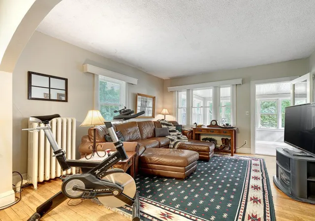 Photo 4 of House for sale at 779 Delaware Ave, Saint Paul, MN 55107 | MLS# 7142949 | Listing updated on 2026-09-22