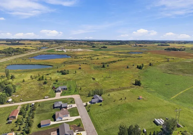 Photo 2 of Single family home for sale at 143 Pheasant St, Audubon, MN 56511 | MLS# 7142951 | Listing updated on 2026-09-13