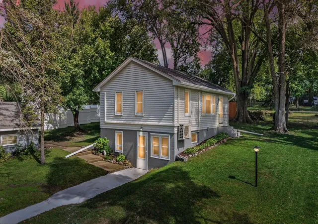 Photo 1 of Single family home for sale at 595 Kimball St Ne, Minneapolis, MN 55432 | MLS# 7142958 | Listing updated on 2026-09-19
