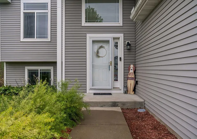 Photo 2 of Single family home for sale at 23233 Vintage St Nw, Saint Francis, MN 55070 | MLS# 7142974 | Listing updated on 2026-09-16