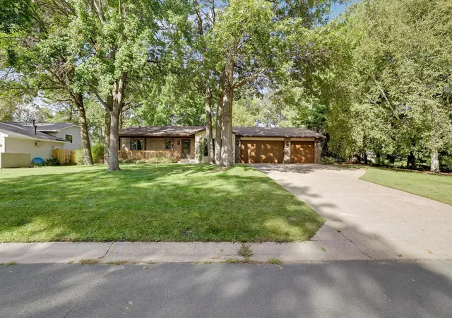 Photo 2 of Sale Pending at 23132 Ivywood St Nw, Saint Francis, MN 55070 | MLS# 7142987 | Listing updated on 2026-09-28