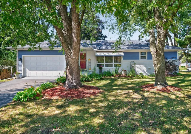 Photo 2 of Single family home for sale at 3715 Douglas Dr N, Minneapolis, MN 55422 | MLS# 7142991 | Listing updated on 2026-09-12