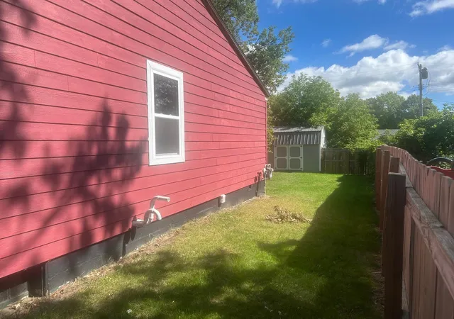 Photo 3 of Single family home for sale at 822 Nw 7th Avenue, Grand Rapids, MN 55744 | MLS# 7142998 | Listing updated on 2026-09-17