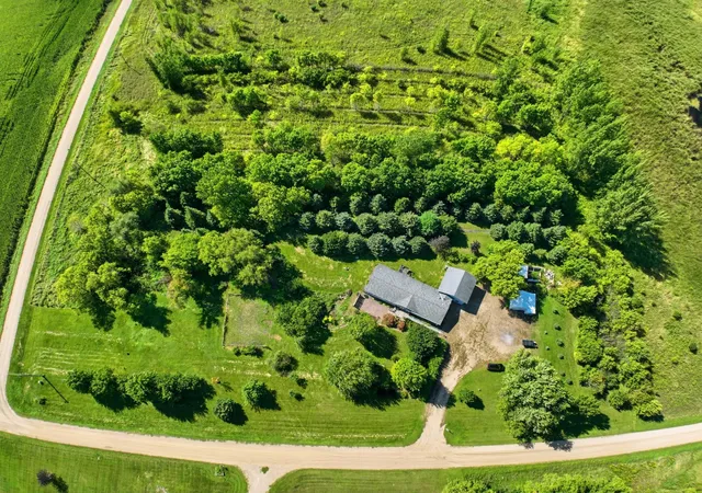 Photo 2 of Single family home for sale at 990 180th Avenue Se, Kerkhoven, MN 56252 | MLS# 7143022 | Listing updated on 2026-09-15