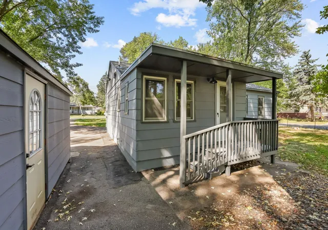 Photo 3 of Single family home for sale at 9480 Revere Ln N, Maple Grove, MN 55369 | MLS# 7143036 | Listing updated on 2026-09-16