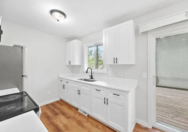 Photo 4 of Sale Pending at 1013 13th Avenue SE, Saint Cloud, MN 56304 | MLS# 7143037 | Listing updated on 2026-10-06