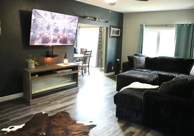 Photo 3 of Single family home for sale at 137 Center St S, Lake Benton, MN 56149 | MLS# 7143045 | Listing updated on 2026-09-12