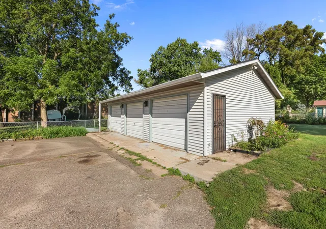 Photo 1 of Single family home for sale at 2811 Centerville Rd, Saint Paul, MN 55117 | MLS# 7143048 | Listing updated on 2026-09-12