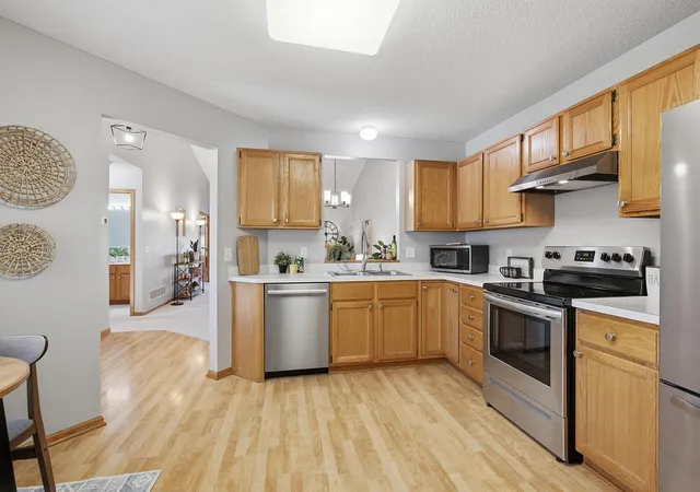 Photo 3 of Single family home for sale at 6850 Jenny Ln, Saint Paul, MN 55125 | MLS# 7143056 | Listing updated on 2026-10-22