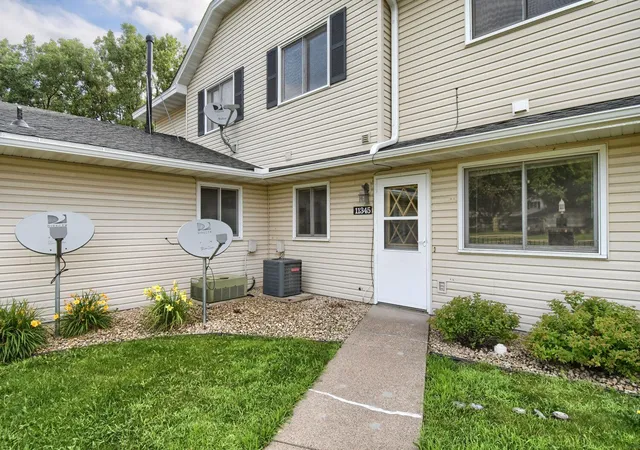 Photo 2 of Single family home for sale at 11345 Ibis St Nw, Minneapolis, MN 55433 | MLS# 7143080 | Listing updated on 2026-10-13