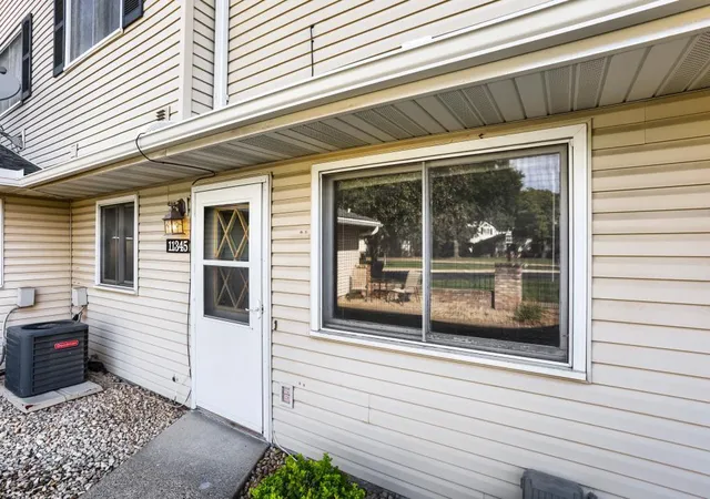 Photo 3 of Single family home for sale at 11345 Ibis St Nw, Minneapolis, MN 55433 | MLS# 7143080 | Listing updated on 2026-10-13