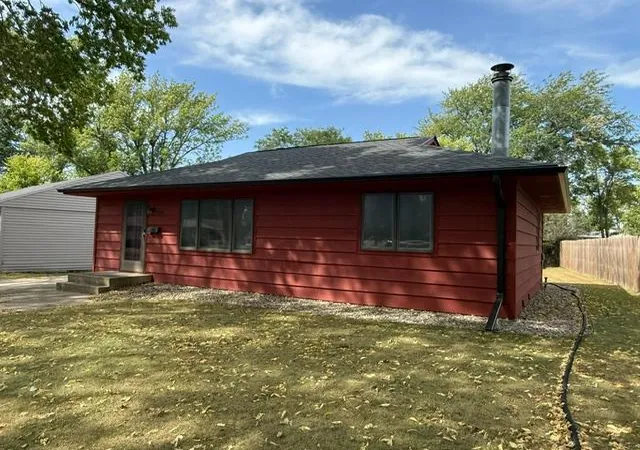Photo 1 of Sale Pending at 115 Fallwood Rd, Redwood Falls, MN 56283 | MLS# 7143083 | Listing updated on 2026-10-02