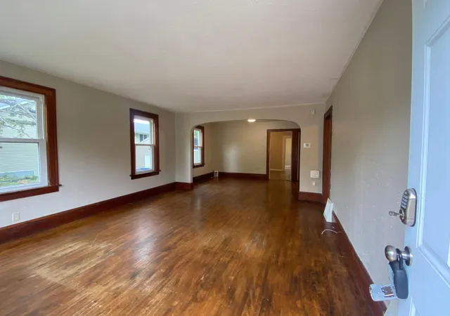 Photo 3 of Single family home for sale at 2200 Margaret St, Saint Paul, MN 55119 | MLS# 7143113 | Listing updated on 2026-09-16