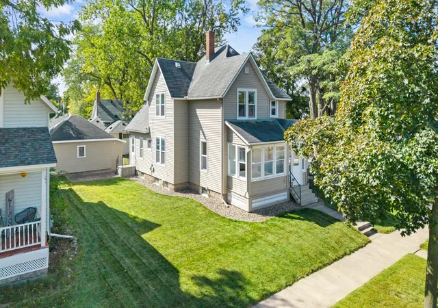 Photo 3 of Sale Pending at 627 5th Street Nw, Faribault, MN 55021 | MLS# 7143128 | Listing updated on 2026-10-03