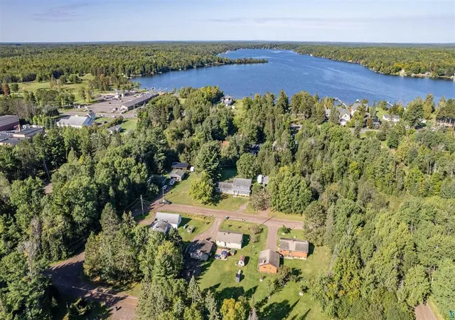 Photo 3 of Single family home for sale at 4948 Nelsondale Rd, Duluth, MN 55811 | MLS# 7143139 | Listing updated on 2026-09-12