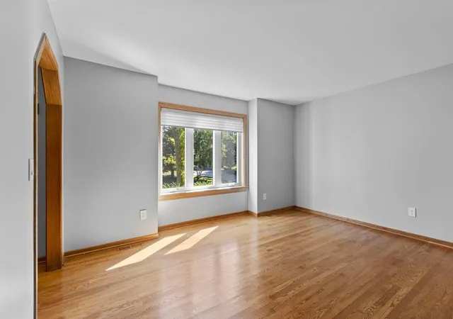 Photo 2 of Single family home for sale at 4645 Orchid Ln N, Minneapolis, MN 55446 | MLS# 7143153 | Listing updated on 2026-09-29