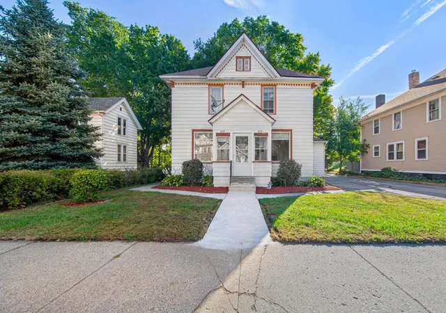 Photo 1 of Multi family home for sale at 815 2nd Avenue Nw, Faribault, MN 55021 | MLS# 7143175 | Listing updated on 2026-09-28