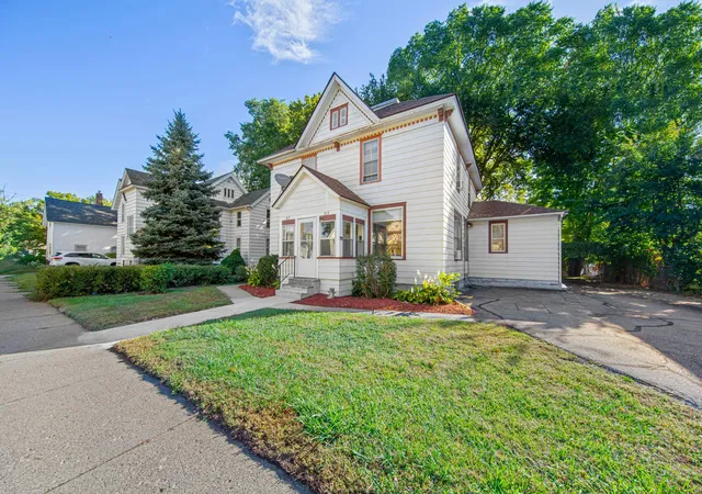Listing Photo 4 - Condo for sale in building located at 815 2nd Ave NW, Faribault, MN 55021