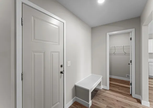 Photo 3 of Single family home for sale at 1135 Ivy Way, Faribault, MN 55021 | MLS# 7143180 | Listing updated on 2026-09-15