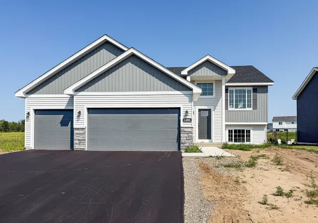 Photo 1 of Single family home for sale at 1404 Woods Rd Ne, Isanti, MN 55040 | MLS# 7143200 | Listing updated on 2026-09-12
