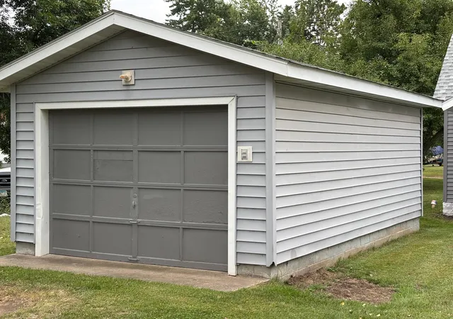 Photo 3 of Single family home for sale at 106 South St W, Eagle Bend, MN 56446 | MLS# 7143226 | Listing updated on 2026-10-07