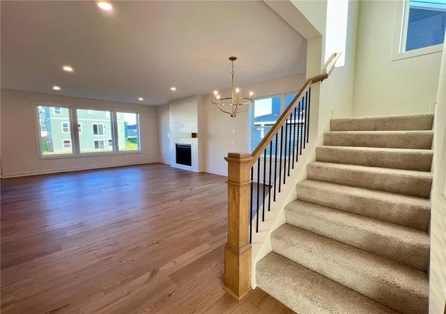 Photo 3 of Single family home for sale at 4054 Arbor Dr, Saint Paul, MN 55129 | MLS# 7143229 | Listing updated on 2026-09-12