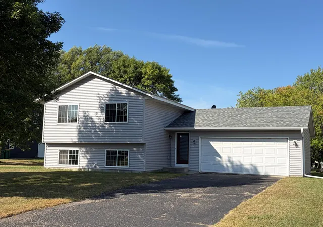 Photo 1 of Sale Pending at 230 Dale Cir, Green Isle, MN 55338 | MLS# 7143231 | Listing updated on 2026-09-15