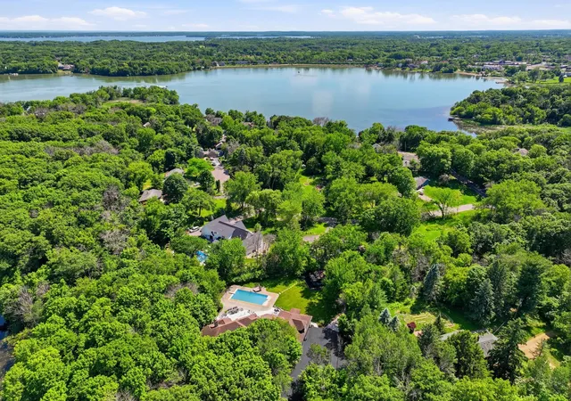 Photo 3 of Mansion for sale at 1525 6th Avenue N, Long Lake, MN 55356 | MLS# 7143241 | Listing updated on 2026-09-16