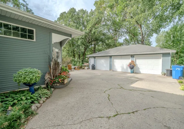 Photo 1 of Single family home for sale at 1128 Summit Ave, Detroit Lakes, MN 56501 | MLS# 7143243 | Listing updated on 2026-09-15