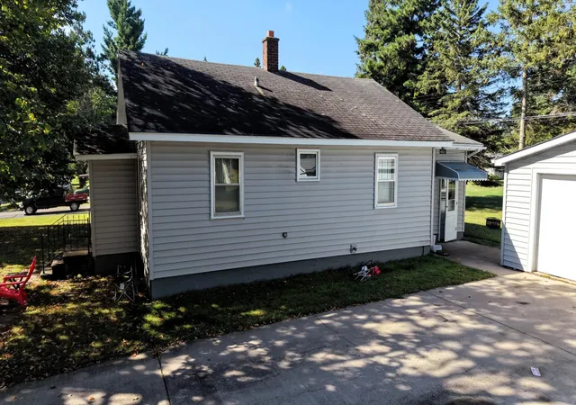 Photo 2 of Single family home for sale at 600 E 11th Street S, Ladysmith, WI 54848 | MLS# 7143245 | Listing updated on 2026-09-15